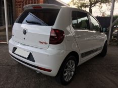 VOLKSWAGEN FOX 1.6 ROCK IN RIO 8V 2013/2014 OFERTA CARRO | OFERTA BAIXOS SALVADOR DO SUL / Carros no Vale