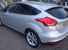 FORD FOCUS 1.6 SE HATCH 16V 2015/2016 OFERTA CARRO | OFERTA BAIXOS SALVADOR DO SUL / Carros no Vale