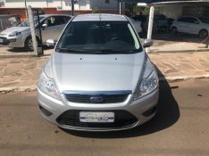 FORD FOCUS 1.6 GLX 16V 2010/2011 OFERTA CARRO | OFERTA BAIXOS SALVADOR DO SUL / Carros no Vale