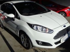 FORD FIESTA 1.5 SE HATCH 16V 2014/2015 OFERTA CARRO | OFERTA BAIXOS SALVADOR DO SUL / Carros no Vale