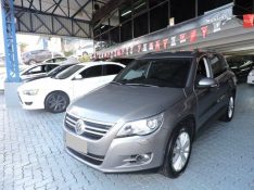 VOLKSWAGEN TIGUAN TSI TIPTRONIC 2.0 16V TURBO 2010/2011 OFERTA CARRO | OFERTA BAIXOS SALVADOR DO SUL / Carros no Vale