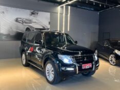 MITSUBISHI PAJERO FULL 3.2 HPE 4X4 16V 2017/2018 JM AUTOMÓVEIS VENÂNCIO AIRES / Carros no Vale