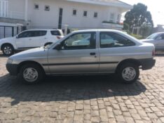 FORD ESCORT 1.8 GL 8V 1994/1994 COMPLETO VEÍCULOS GUAPORÉ / Carros no Vale