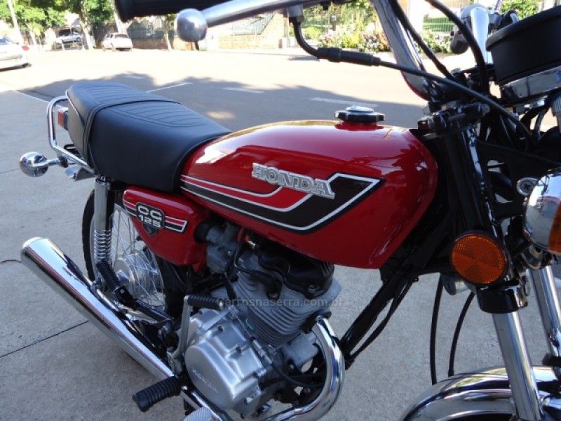 HONDA CG 125 1981/1981 BOURSCHEID CARROS E MOTOS SANTA CLARA DO SUL / Carros no Vale