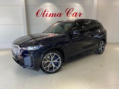 BMW X5 3.0 XDRIVE50E TURBO M SPORT HÍBRIDO 2023/2024 ÓTIMA CAR FLORES DA CUNHA / Carros no Vale