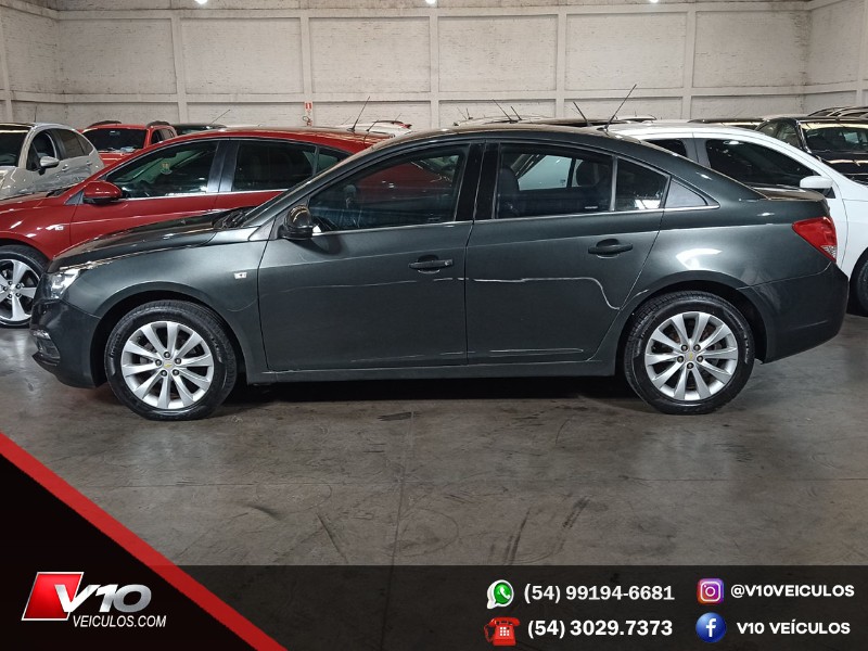 CHEVROLET CRUZE LT 1.8 16V FLEXPOWER 4P AUT. 2016/2016 V10 VEÍCULOS CAXIAS DO SUL / Carros no Vale