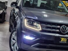 VOLKSWAGEN AMAROK HIGHLINE CD 3.0 V6 4X4 TB AUT 2019 2018/2019 TS VEÍCULOS ANTA GORDA / Carros no Vale