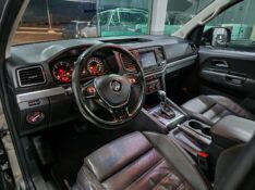 VOLKSWAGEN AMAROK HIGHLINE CD 3.0 V6 4X4 TB AUT 2019 2018/2019 TS VEÍCULOS ANTA GORDA / Carros no Vale