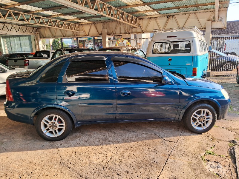 CHEVROLET CORSA 1.0 VHC SEDAN 8V 2003/2003 SCHAEFER AUTOMÓVEIS TEUTÔNIA / Carros no Vale