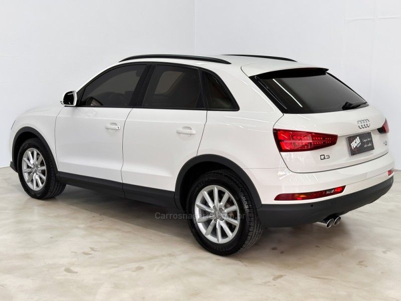 AUDI Q3 1.4 TFSI ATTRACTION 16V S TRONIC 2016/2017 FOCAR VEÍCULOS CAXIAS DO SUL / Carros no Vale