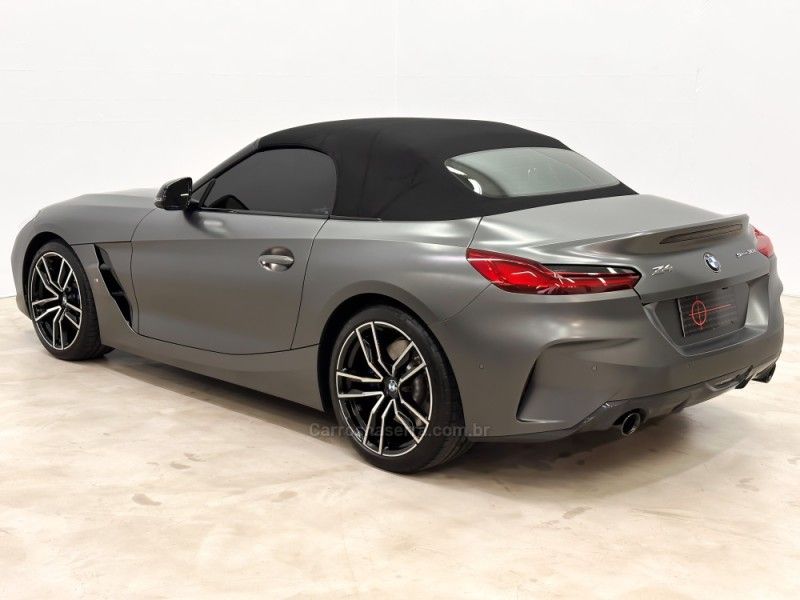 BMW Z4 2.0 ROADSTER SDRIVE 30I 16V 2021/2022 FOCAR VEÍCULOS CAXIAS DO SUL / Carros no Vale