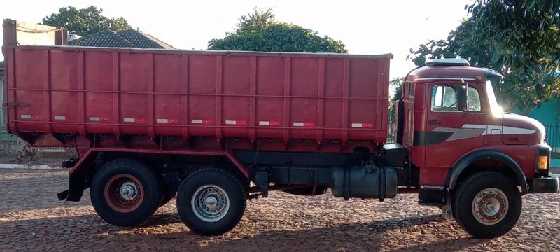 Mercedes-Benz L 1313 L-1313 3-Eixos 2p Caçamba 22 M3 1980/1980 CAMINHÕES & CAMIONETAS PASSO FUNDO / Carros no Vale