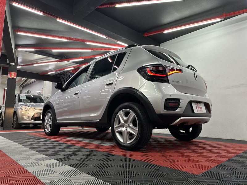 Renault STEPWAY Zen 1.6 16V Mec. 2019/2020 CIRNE AUTOMÓVEIS SANTA MARIA / Carros no Vale