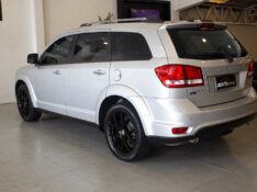 DODGE JOURNEY RT 3.6 7 LUGARES 2012/2013 BENTO MOTORS BENTO GONÇALVES / Carros no Vale