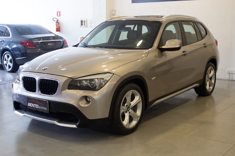 BMW X1 2.0 16V TURBO ACTIVE SDRIVE20I AT 2017 2012/2013 BENTO MOTORS BENTO GONÇALVES / Carros no Vale