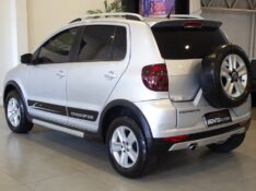 VOLKSWAGEN CROSSFOX 1.6 FLEX 2010/2011 BENTO MOTORS BENTO GONÇALVES / Carros no Vale