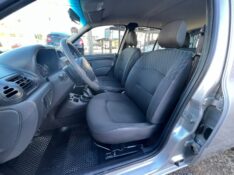 RENAULT CLIO 1.0 AUTHENTIQUE 16V 2015/2015 AR MULTIMARCAS VENÂNCIO AIRES / Carros no Vale