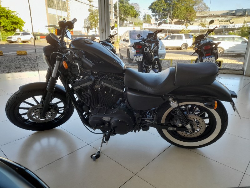 HARLEY DAVIDSON 883 /2011 JASER MOTOS LAJEADO / Carros no Vale