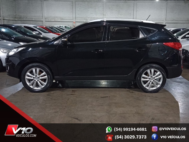 HYUNDAI IX35 2.0 16V 2WD FLEX MEC. 2012/2013 V10 VEÍCULOS CAXIAS DO SUL / Carros no Vale