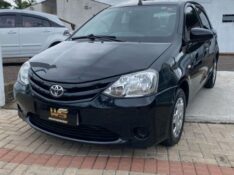 TOYOTA ETIOS 1.3 XS 16V FLEX 4P MANUAL 2017/2017 WS MULTIMARCAS VENÂNCIO AIRES / Carros no Vale