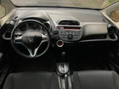 HONDA FIT EX 1.5 2012/2013 ESTAÇÃO DO CARRO ESTRELA / Carros no Vale