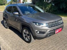 JEEP COMPASS 2.0 16V DIESEL LONGITUDE 4X4 AUTOMÁTICO 2019/2019 ELY AUTOMÓVEIS LAJEADO / Carros no Vale