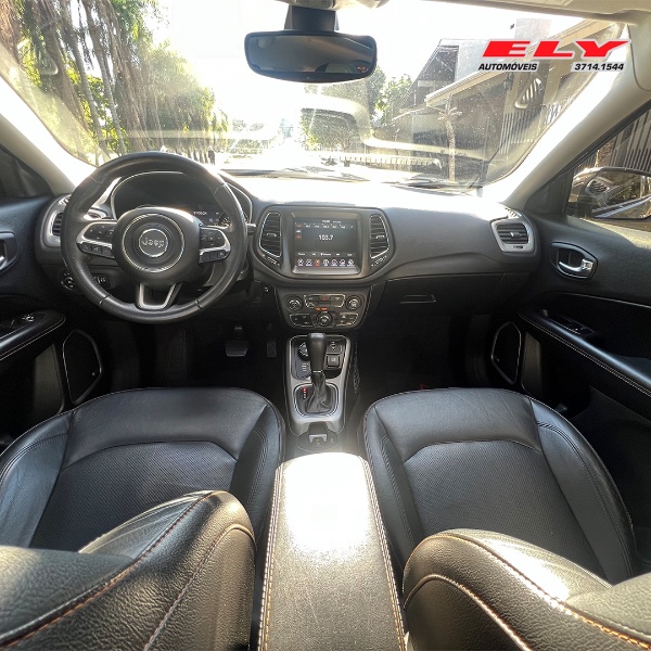 JEEP COMPASS 2.0 16V DIESEL LONGITUDE 4X4 AUTOMÁTICO 2019/2019 ELY AUTOMÓVEIS LAJEADO / Carros no Vale