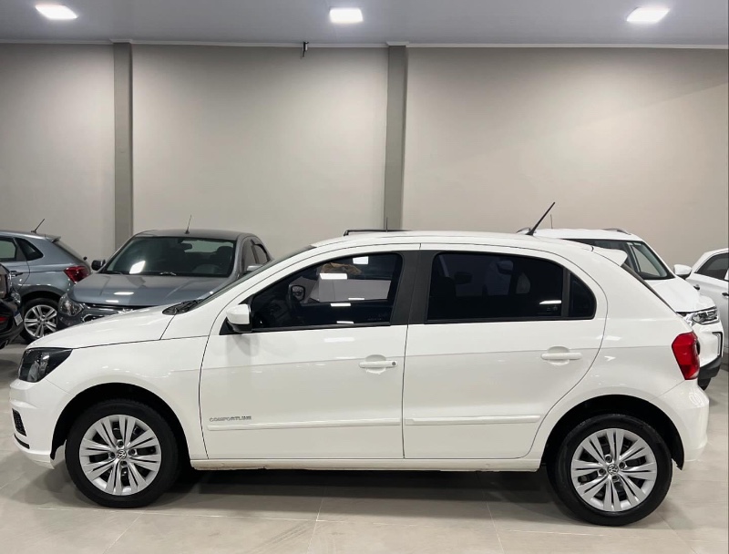 VOLKSWAGEN GOL 1.6 MSI TOTALFLEX COMFORTLINE 2022/2022 LEHMEN VEÍCULOS VENÂNCIO AIRES / Carros no Vale