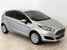 FORD FIESTA 1.6 SE HATCH 16V 2016/2017 FOCAR VEÍCULOS CAXIAS DO SUL / Carros no Vale