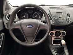 FORD FIESTA 1.6 SE HATCH 16V 2016/2017 FOCAR VEÍCULOS CAXIAS DO SUL / Carros no Vale