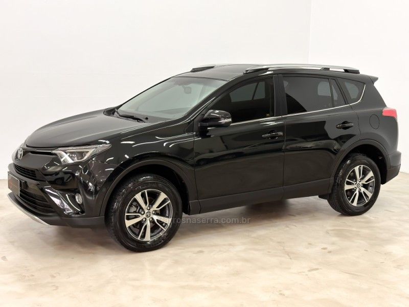 TOYOTA RAV4 2.0 TOP 4X2 16V 2018/2019 FOCAR VEÍCULOS CAXIAS DO SUL / Carros no Vale