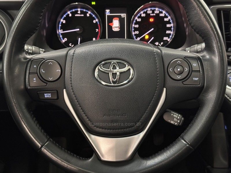 TOYOTA RAV4 2.0 TOP 4X2 16V 2018/2019 FOCAR VEÍCULOS CAXIAS DO SUL / Carros no Vale