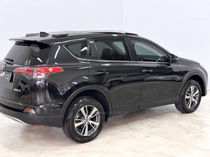 TOYOTA RAV4 2.0 TOP 4X2 16V 2018/2019 FOCAR VEÍCULOS CAXIAS DO SUL / Carros no Vale