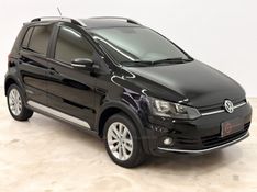 VOLKSWAGEN FOX 1.0 MPI TRACK 12V 2016/2017 FOCAR VEÍCULOS CAXIAS DO SUL / Carros no Vale