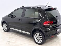 VOLKSWAGEN FOX 1.0 MPI TRACK 12V 2016/2017 FOCAR VEÍCULOS CAXIAS DO SUL / Carros no Vale