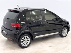 VOLKSWAGEN FOX 1.0 MPI TRACK 12V 2016/2017 FOCAR VEÍCULOS CAXIAS DO SUL / Carros no Vale