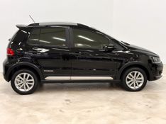 VOLKSWAGEN FOX 1.0 MPI TRACK 12V 2016/2017 FOCAR VEÍCULOS CAXIAS DO SUL / Carros no Vale