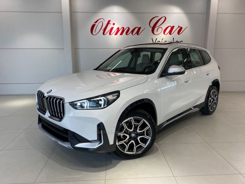 BMW X1 2.0 16V TURBO SDRIVE20I X-LINE 2024/2025 ÓTIMA CAR FLORES DA CUNHA / Carros no Vale