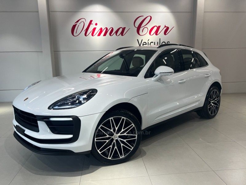 PORSCHE MACAN 2.0 16V 2024/2024 ÓTIMA CAR FLORES DA CUNHA / Carros no Vale