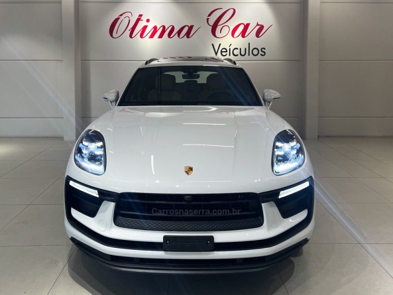 PORSCHE MACAN 2.0 16V 2024/2024 ÓTIMA CAR FLORES DA CUNHA / Carros no Vale