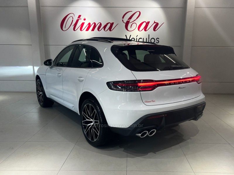 PORSCHE MACAN 2.0 16V 2024/2024 ÓTIMA CAR FLORES DA CUNHA / Carros no Vale