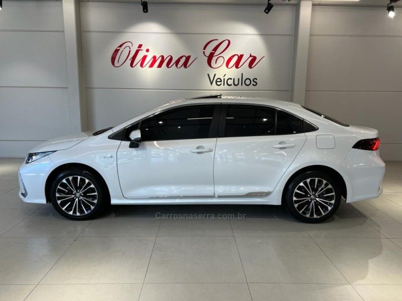 TOYOTA COROLLA 1.8 ALTIS PREMIUM 16V HÍBRIDO 2024/2024 ÓTIMA CAR FLORES DA CUNHA / Carros no Vale