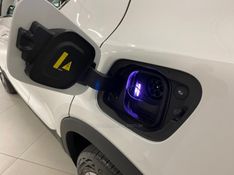 VOLVO XC 40 P6 RECHARGE ELECTRIC PLUS 2024/2024 ÓTIMA CAR FLORES DA CUNHA / Carros no Vale