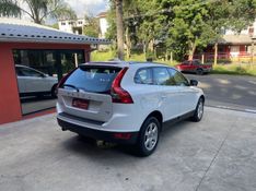 VOLVO XC60 2.0 T5 COMFORT FWD TURBO 2012/2012 LV MULTIMARCAS CAXIAS DO SUL / Carros no Vale