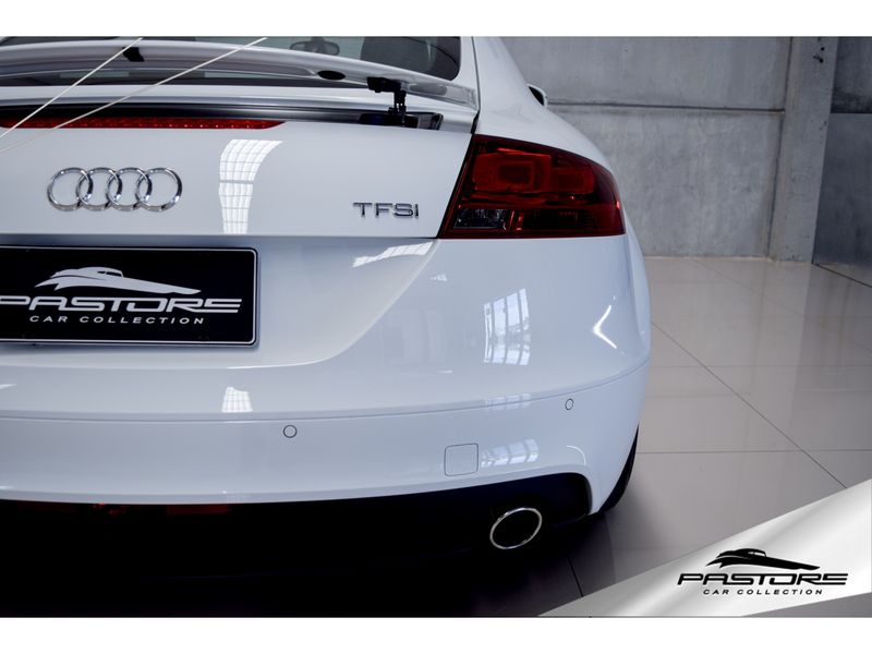 AUDI TT 2.0 TFSI COUPÉ 16V GASOLINA 2P S-TRONIC 2011/2011 PASTORE CAR COLLECTION BENTO GONÇALVES / Carros no Vale