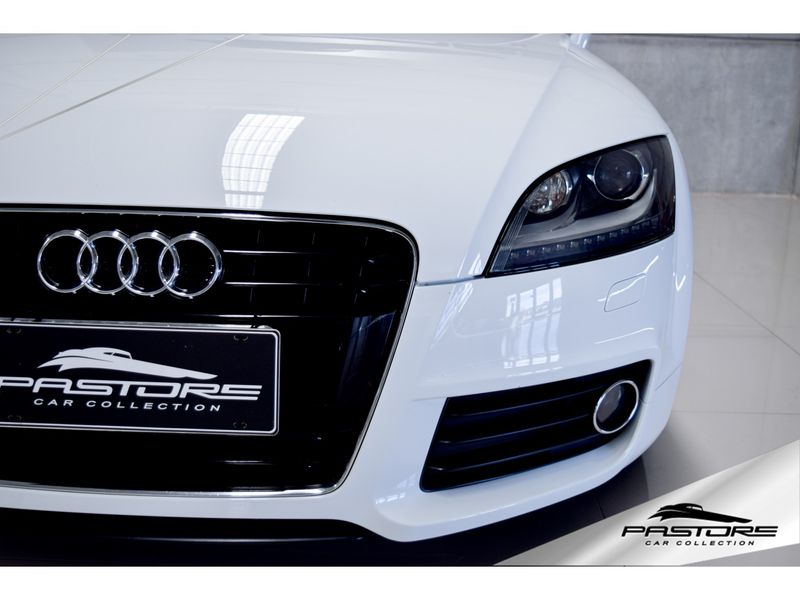 AUDI TT 2.0 TFSI COUPÉ 16V GASOLINA 2P S-TRONIC 2011/2011 PASTORE CAR COLLECTION BENTO GONÇALVES / Carros no Vale