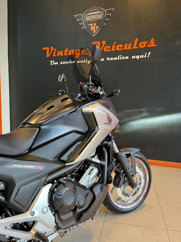 Honda NC 750X 2016/2016 VINTAGE VEÍCULOS CAXIAS DO SUL / Carros no Vale