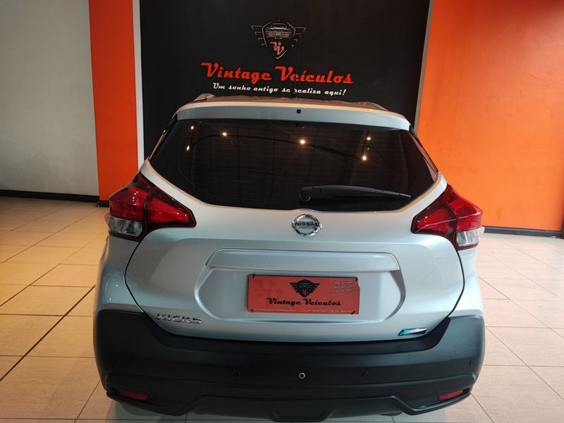 Nissan Kicks S 2018/2018 VINTAGE VEÍCULOS CAXIAS DO SUL / Carros no Vale