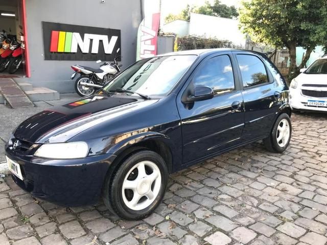 Chevrolet Celta 1.0 2005/2005 NECO TOLATI VEÍCULOS VENÂNCIO AIRES / Carros no Vale