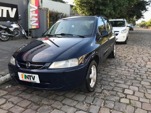 Chevrolet Celta 1.0 2005/2005 NECO TOLATI VEÍCULOS VENÂNCIO AIRES / Carros no Vale